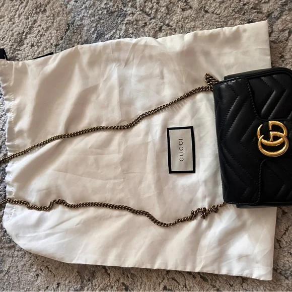 Gucci super mini marmont black bag - Picture 2 of 15